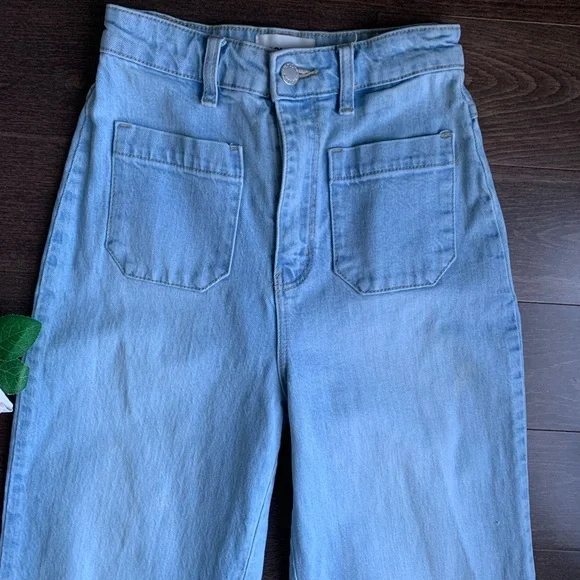 Rolla’s Sailor Light Wash High Rise Wide-Leg Jeans - Picture 4 of 14